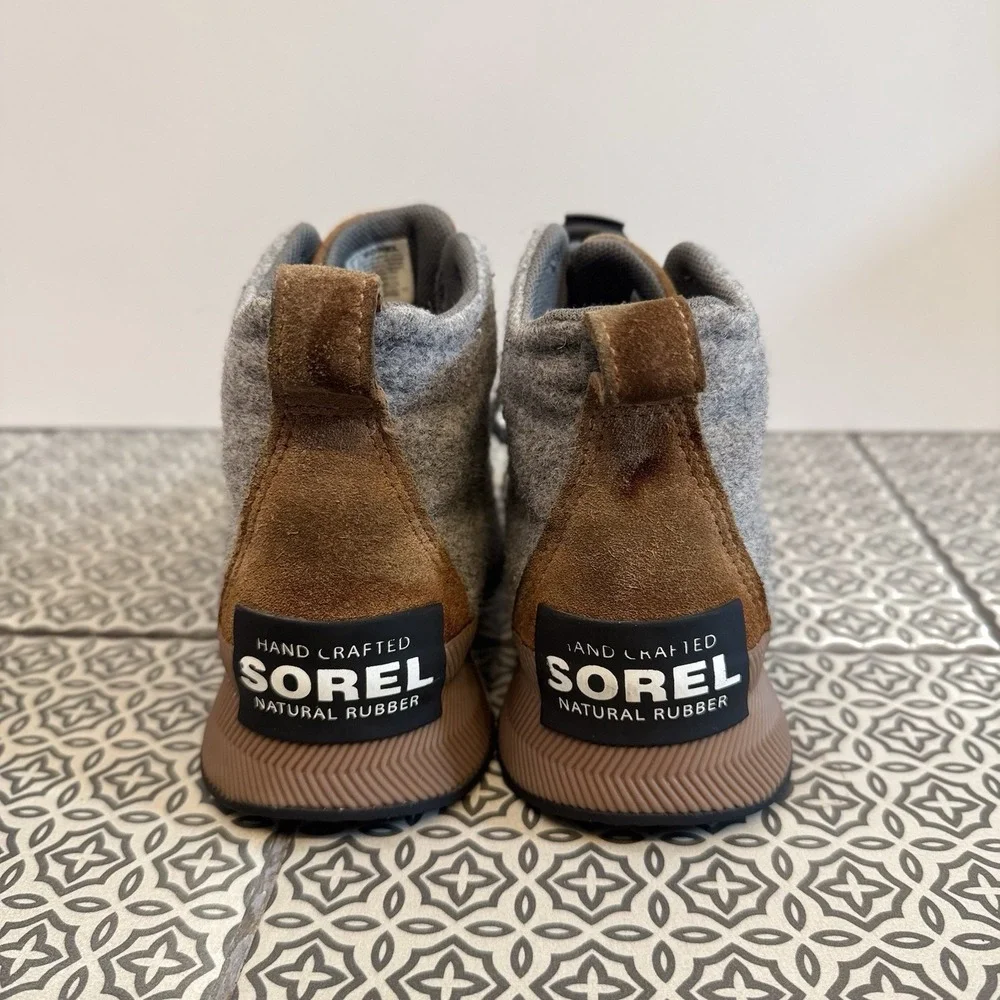 Sorel Out N About Duck Boots Gray Wool Suede Waterproof Cabincore Kids Size 1
